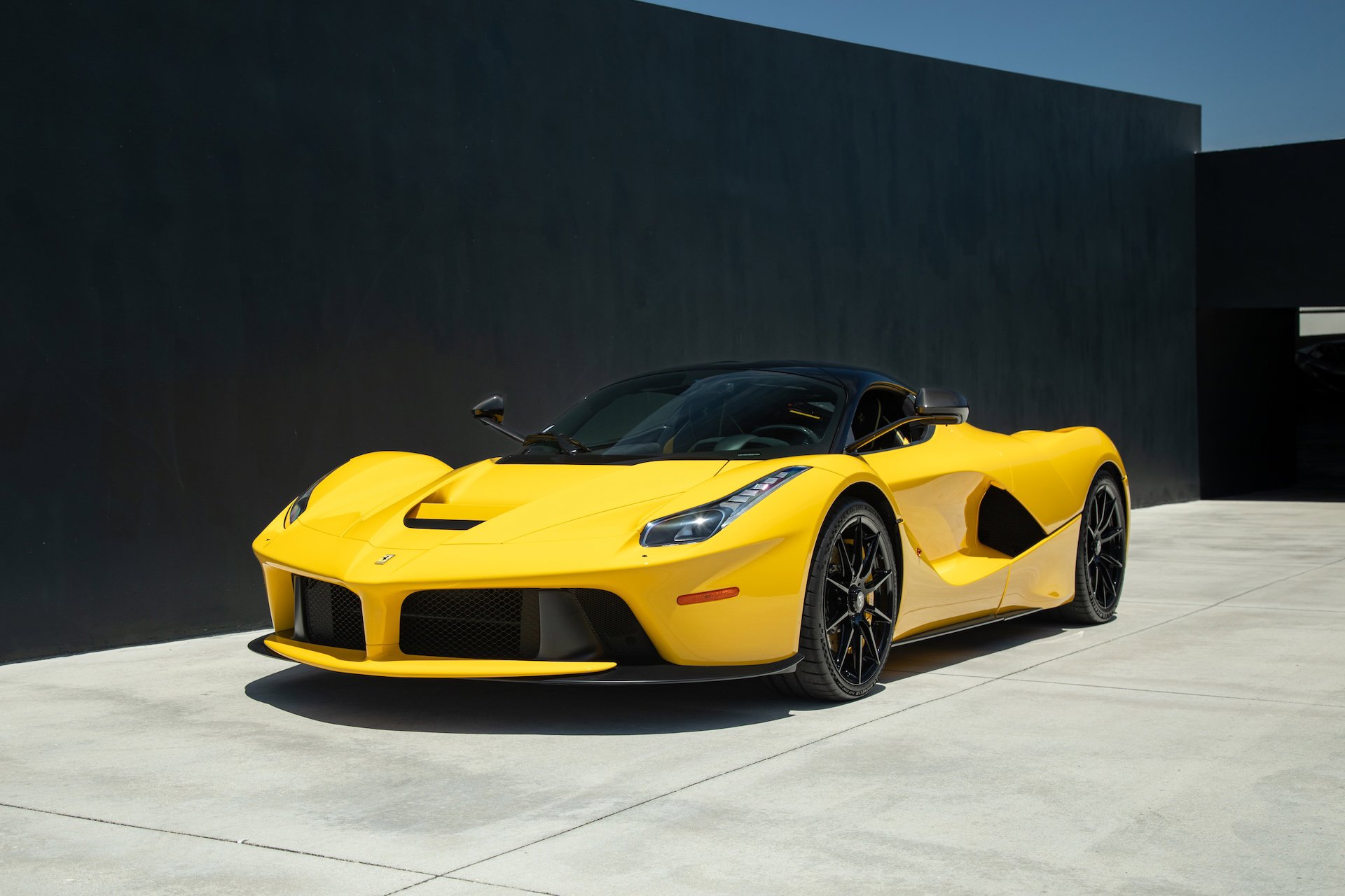 Certified Used 2014 Yellow Ferrari  image 7