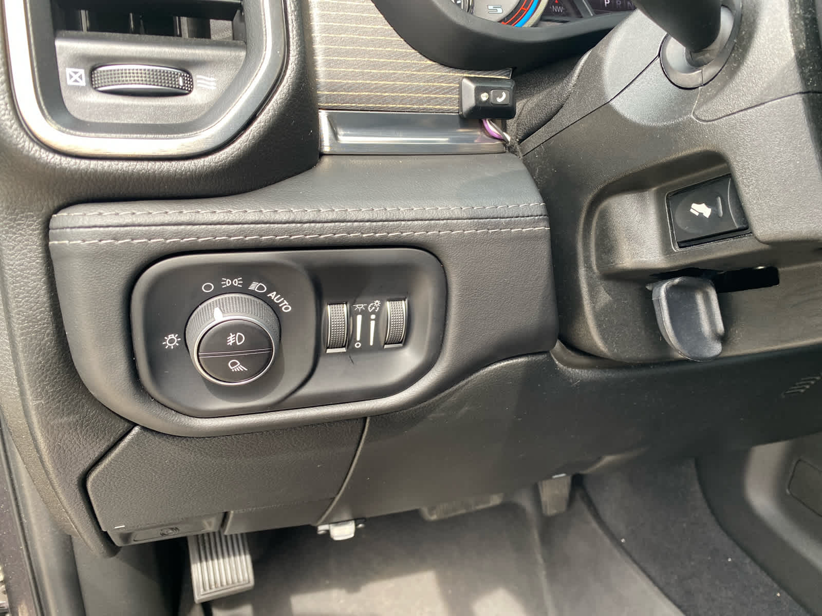 2020 Ram 2500 Limited photo 16