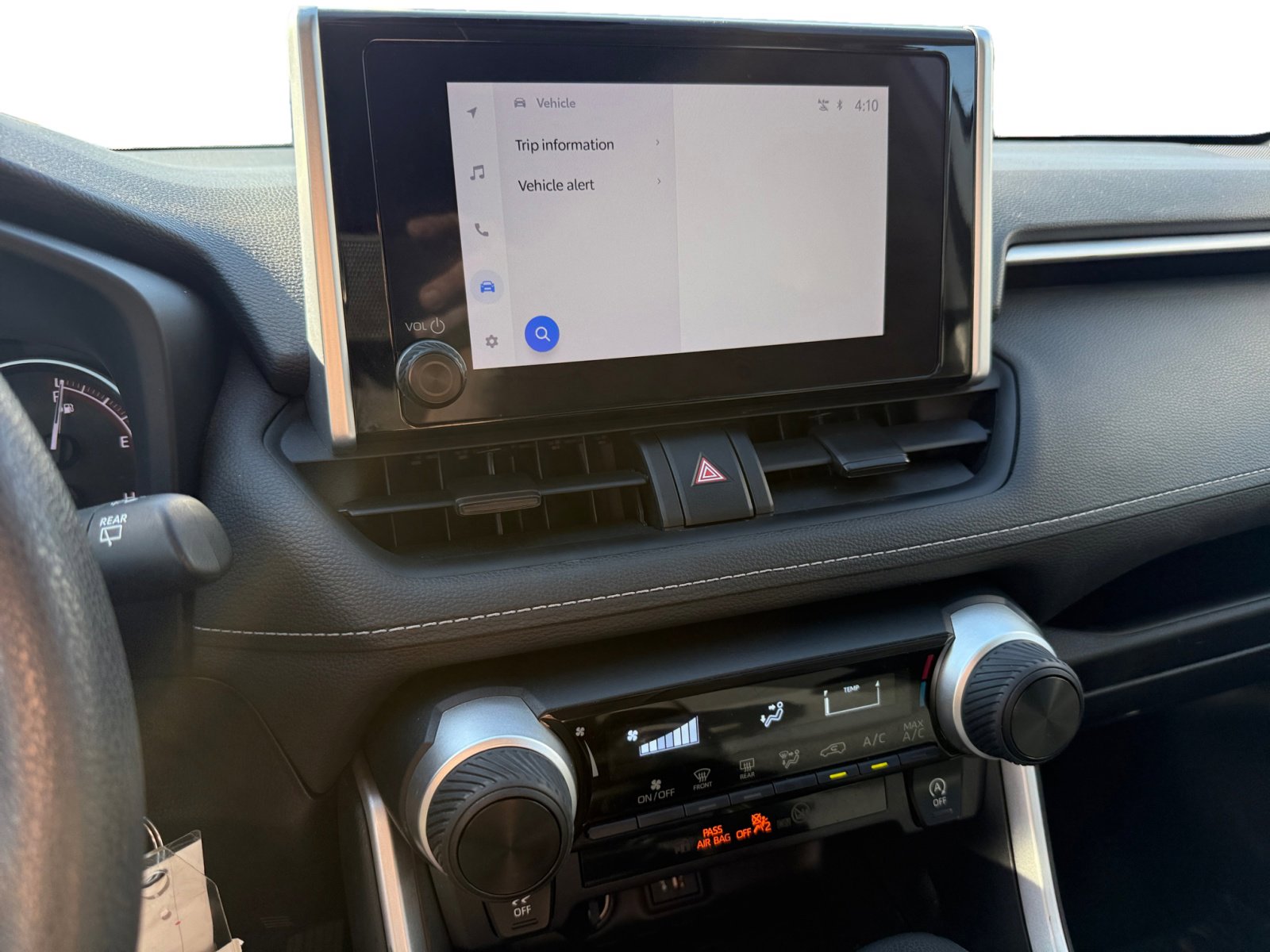 2024 Toyota RAV4 LE photo 11