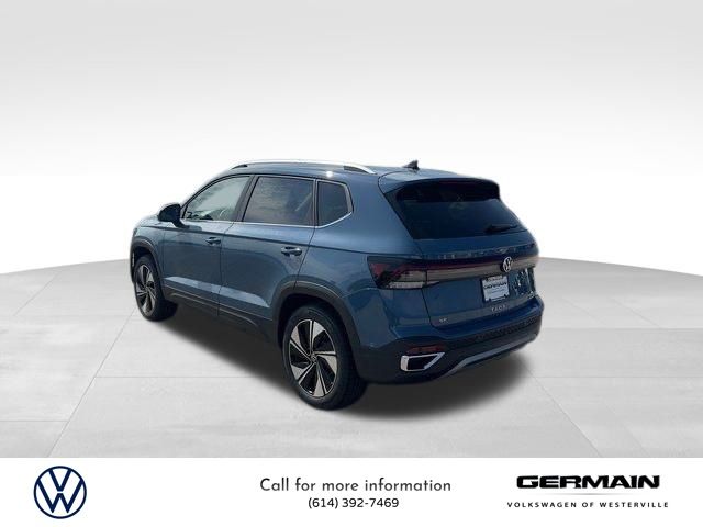 2025 Volkswagen Taos SE photo 2
