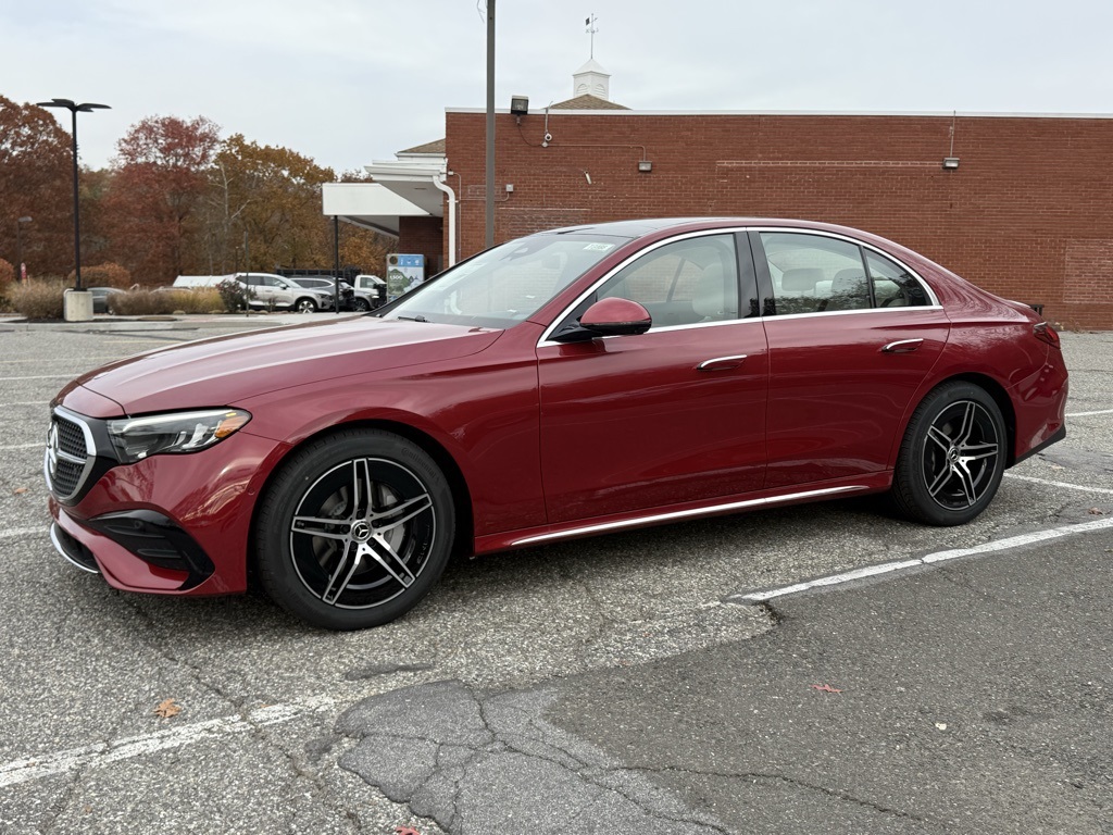 2026 Mercedes Benz E 350 4MATIC Sedan photo 4