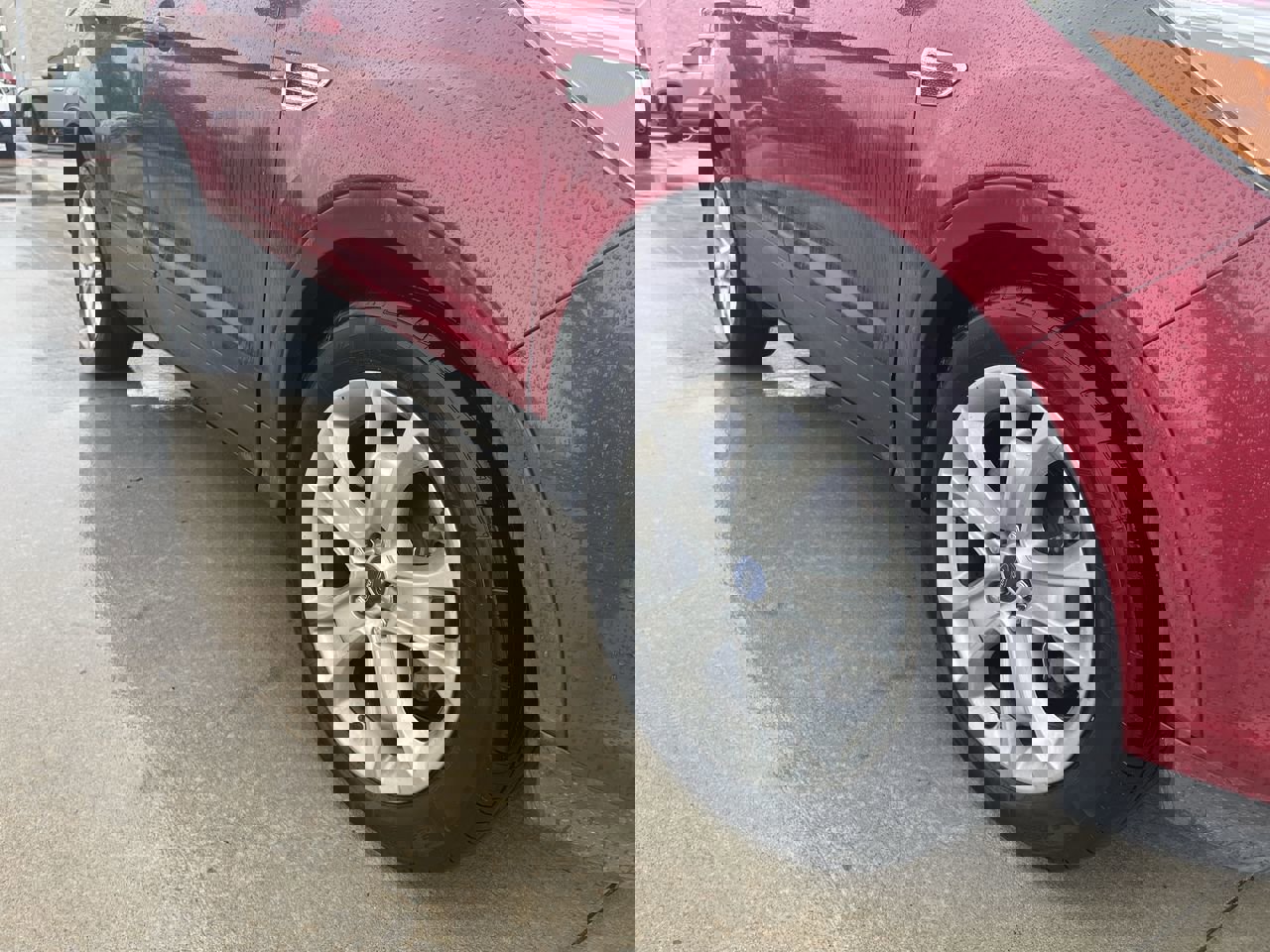2015 Ford Escape Titanium photo 2