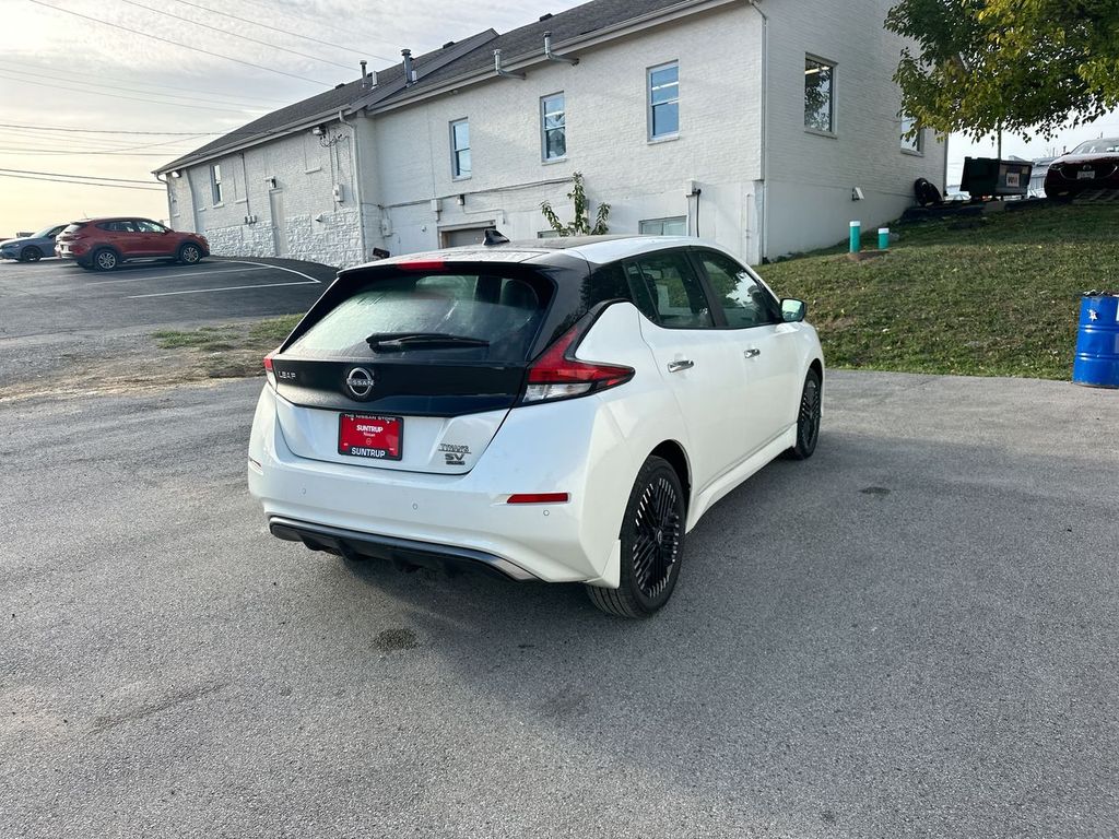 2024 Nissan Leaf SV Plus photo 4