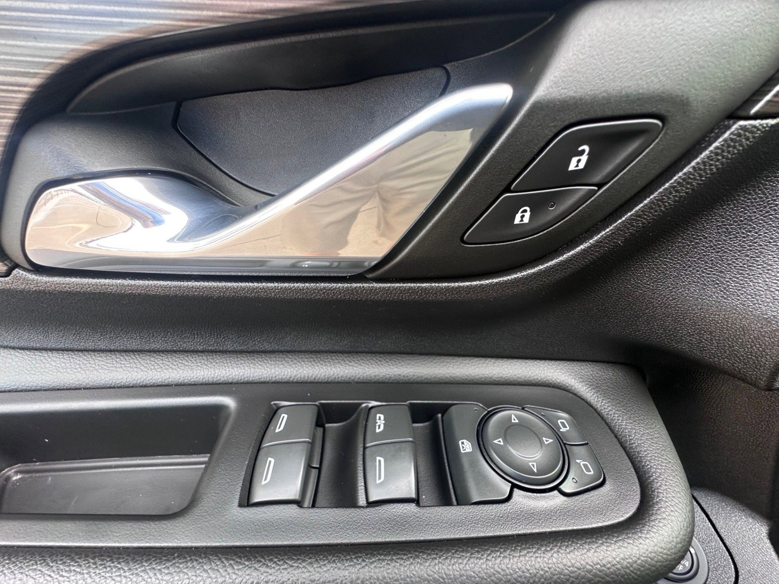 2023 Gmc Terrain SLE photo 5