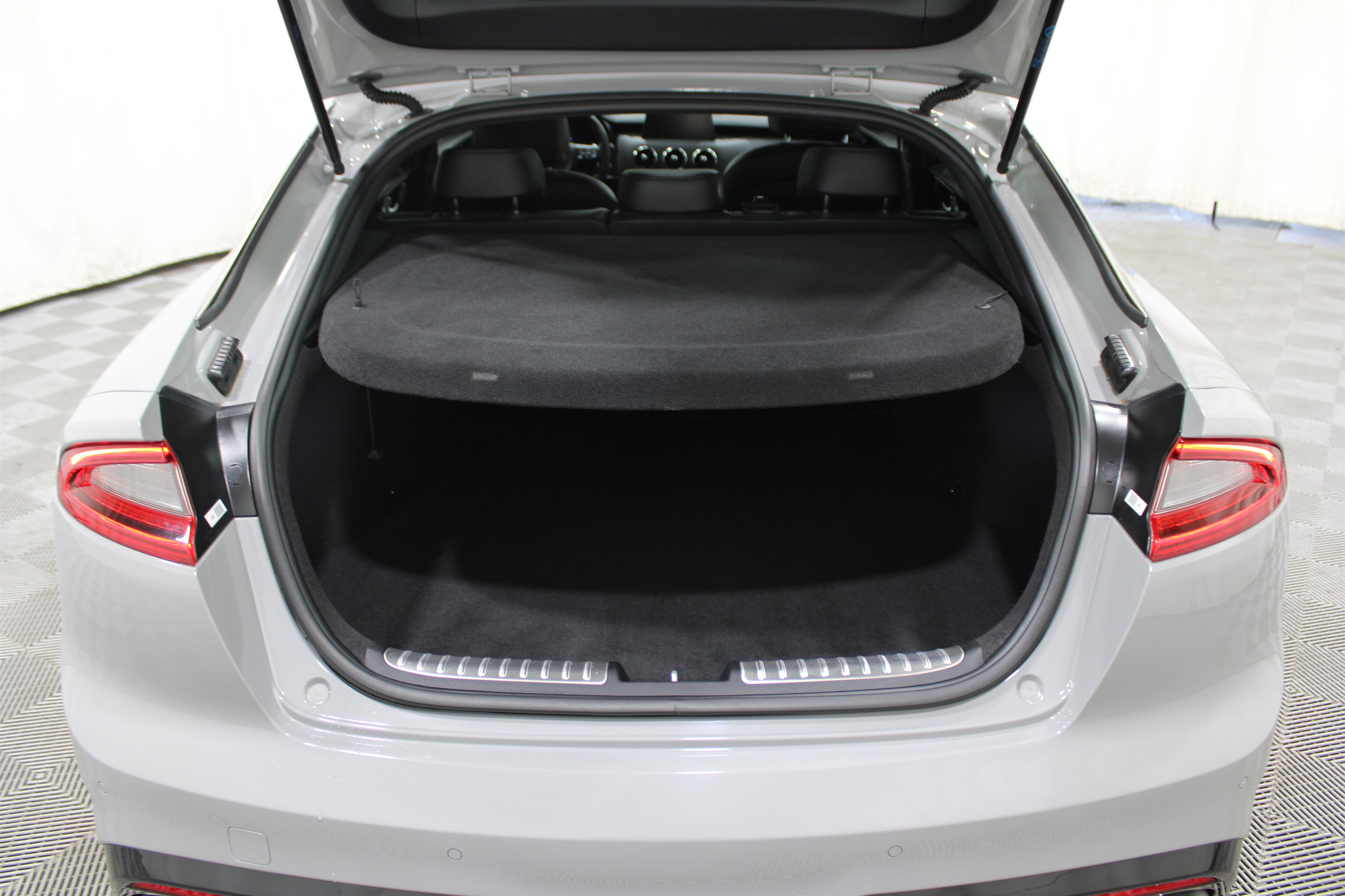 2021 Kia Stinger GT-Line photo 21