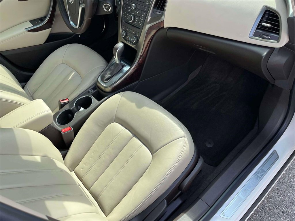 2016 Buick Verano Leather photo 19