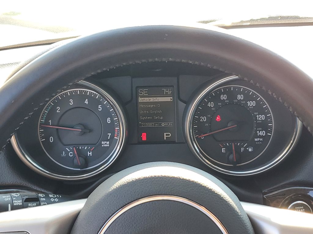 2012 Jeep Grand Cherokee Laredo photo 16