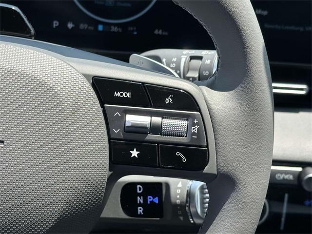 2025 Hyundai Ioniq 5 SEL photo 9