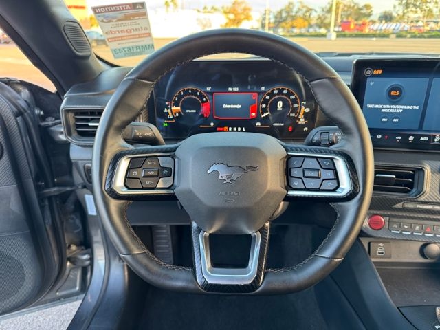 2024 Ford Mustang EcoBoost photo 7