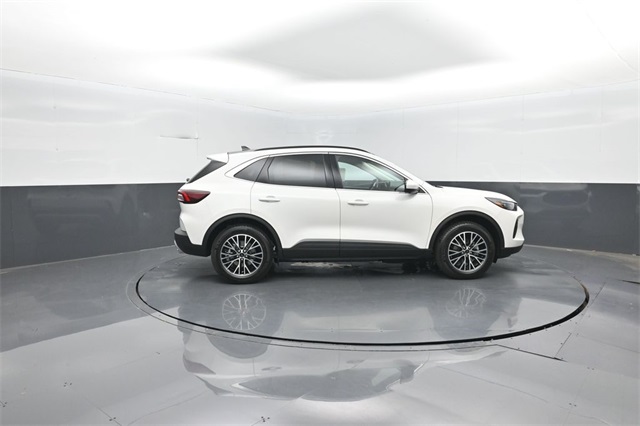 2025 Ford Escape Plug-In Hybrid photo 8