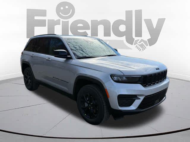 2025 Jeep Grand Cherokee Altitude's photo