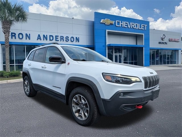 2022 Jeep Cherokee Trailhawk