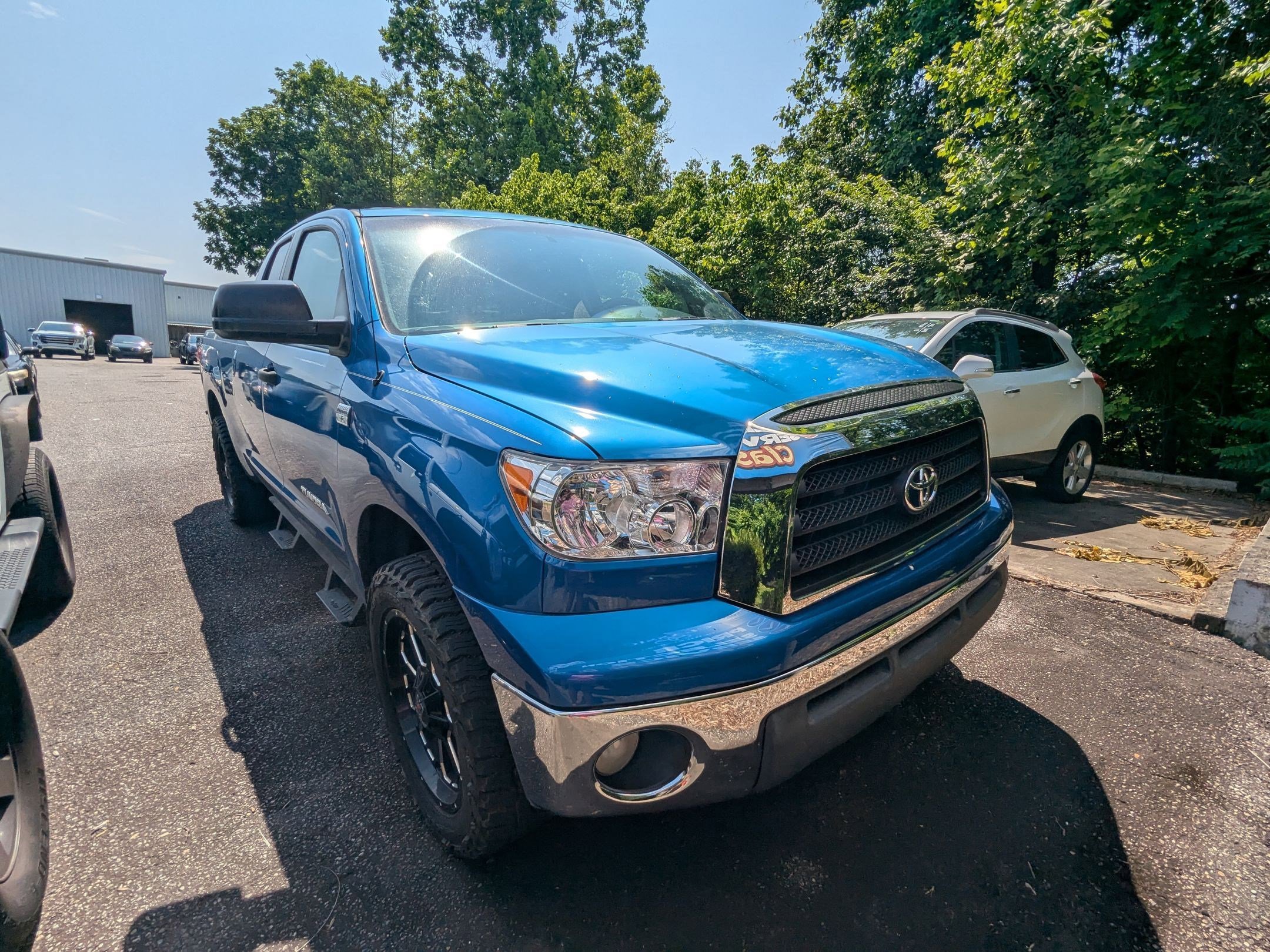 2008 Toyota Tundra SR5 Double Cab photo 2