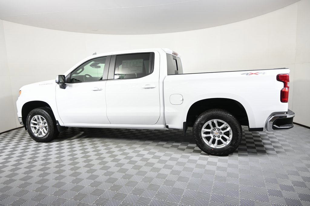 2026 Chevrolet Silverado 1500 LT photo 3