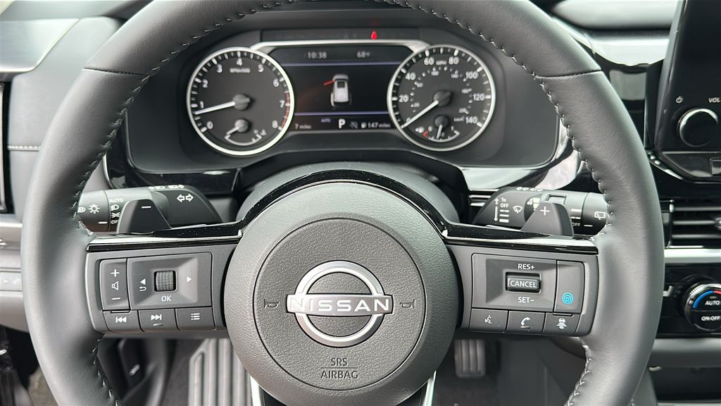 2025 Nissan Pathfinder SL photo 13