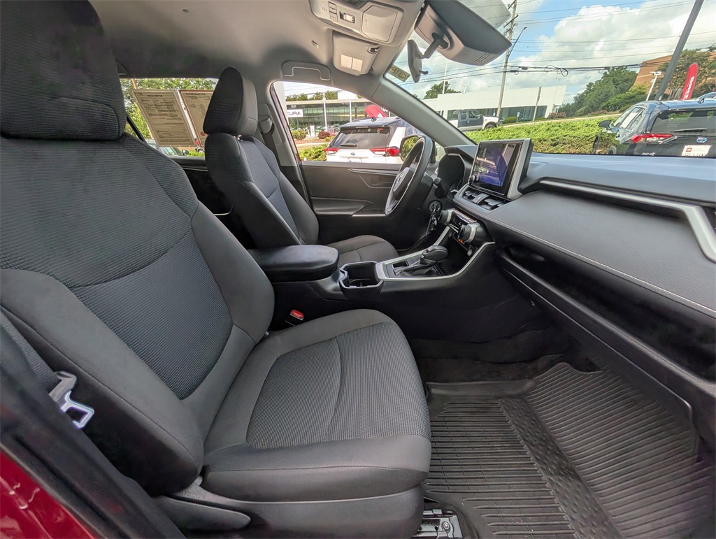 Used 2024 Toyota RAV4 LE with VIN 2T3F1RFV6RW460934 for sale in Kansas City