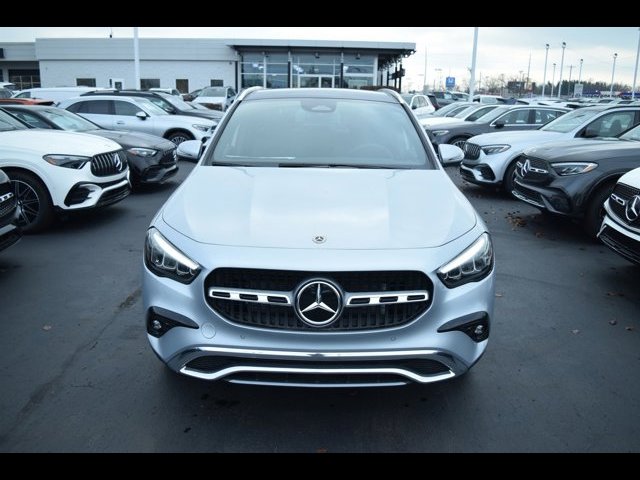 2025 Mercedes Benz GLA 250 4MATIC photo 2