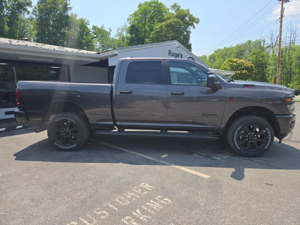 2025 Ram 2500 Big Horn photo 3