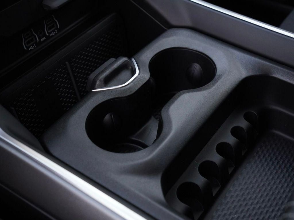 New 2026 Granite Crystal Metallic Clear-Coat Exterior Paint RAM Big Horn/Lone Star image 18