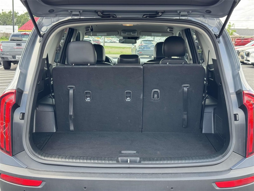 2022 Kia Telluride LX photo 30