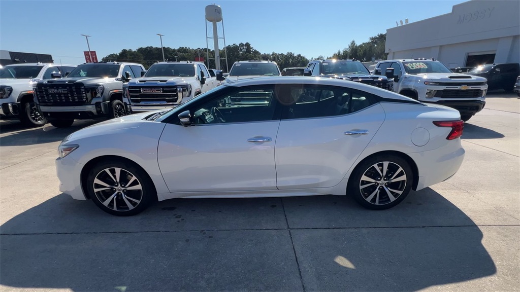 2017 Nissan Maxima Platinum photo 4