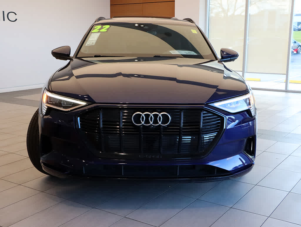 2022 Audi e-tron Premium Plus photo 4