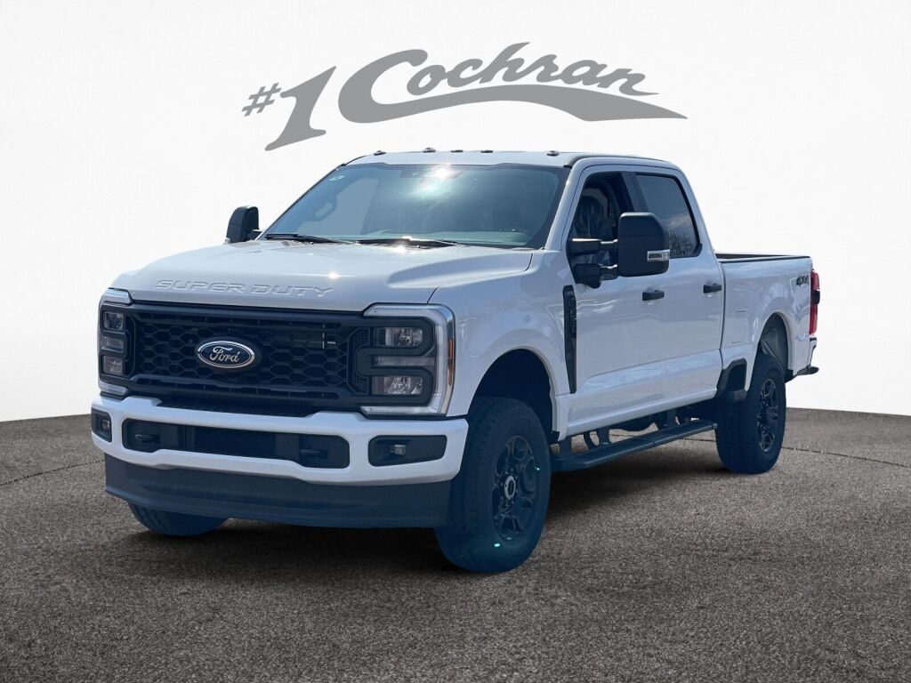 2025 Ford F-350 XL photo 3