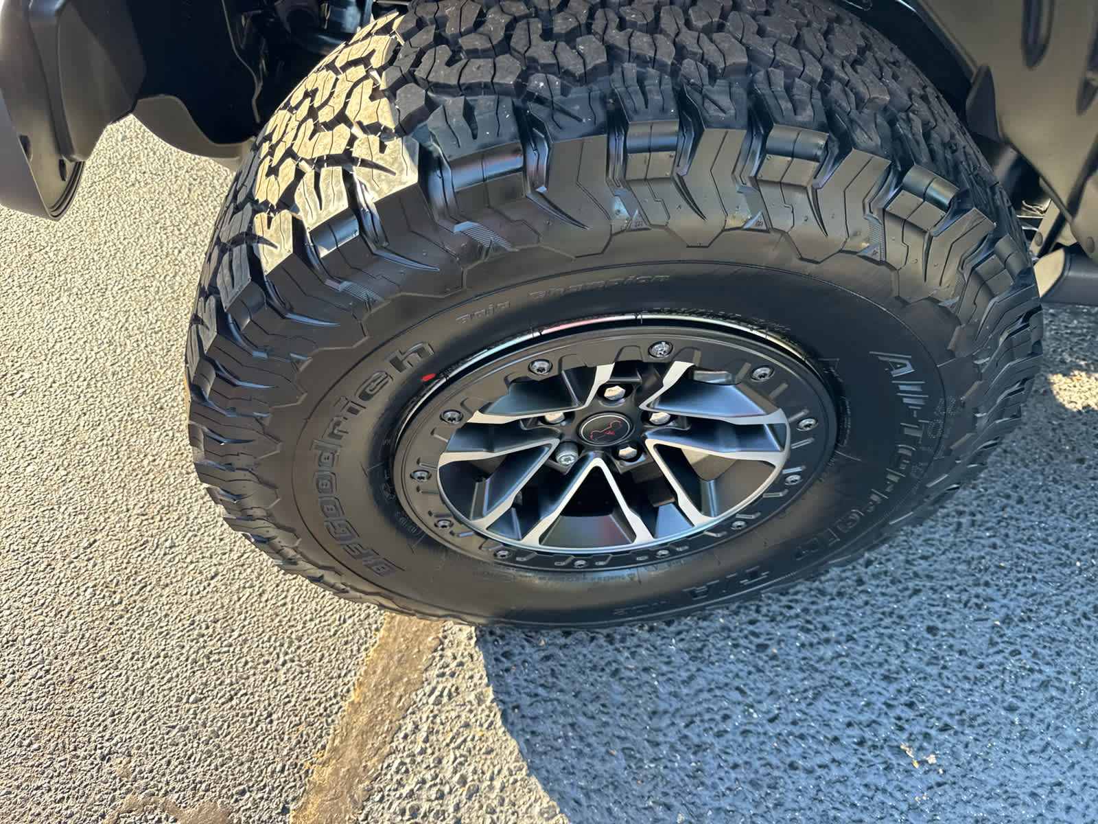 2025 Jeep Wrangler Rubicon photo 9