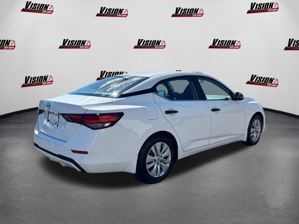 2025 Nissan Sentra S photo 3