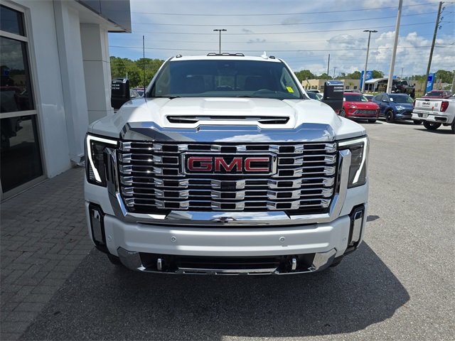 2025 Gmc Sierra HD Denali photo 2