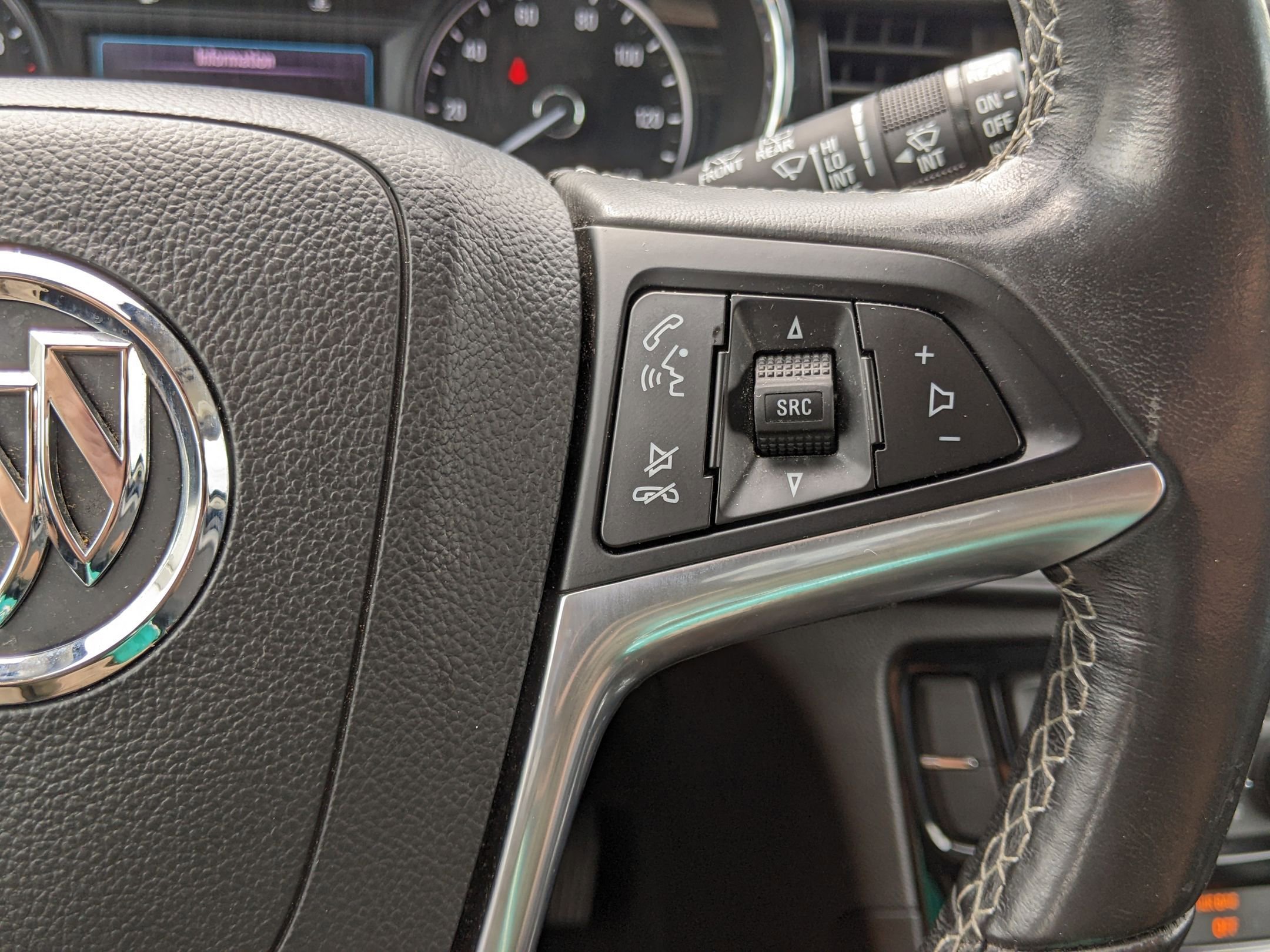 2022 Buick Encore Preferred photo 14