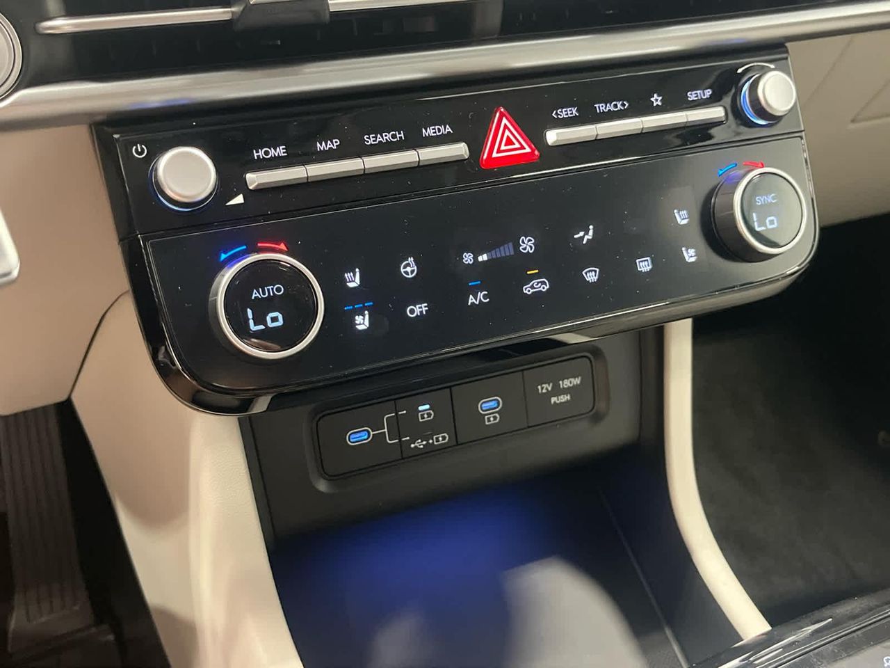 2025 Hyundai Tucson Limited photo 34