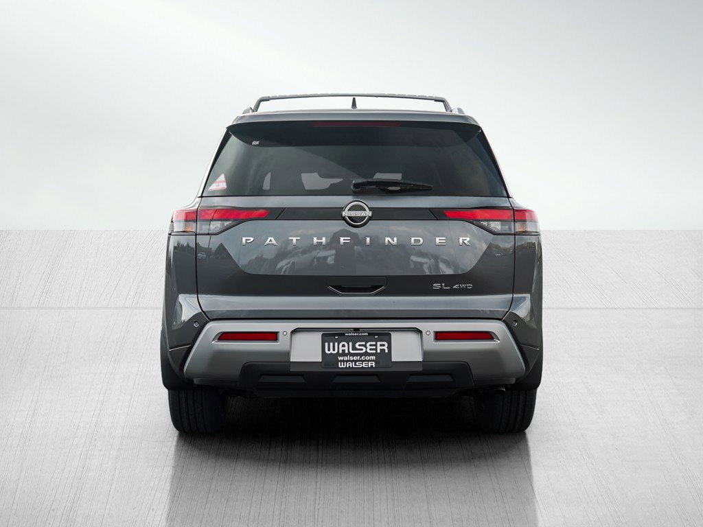 2025 Nissan Pathfinder SL photo 4