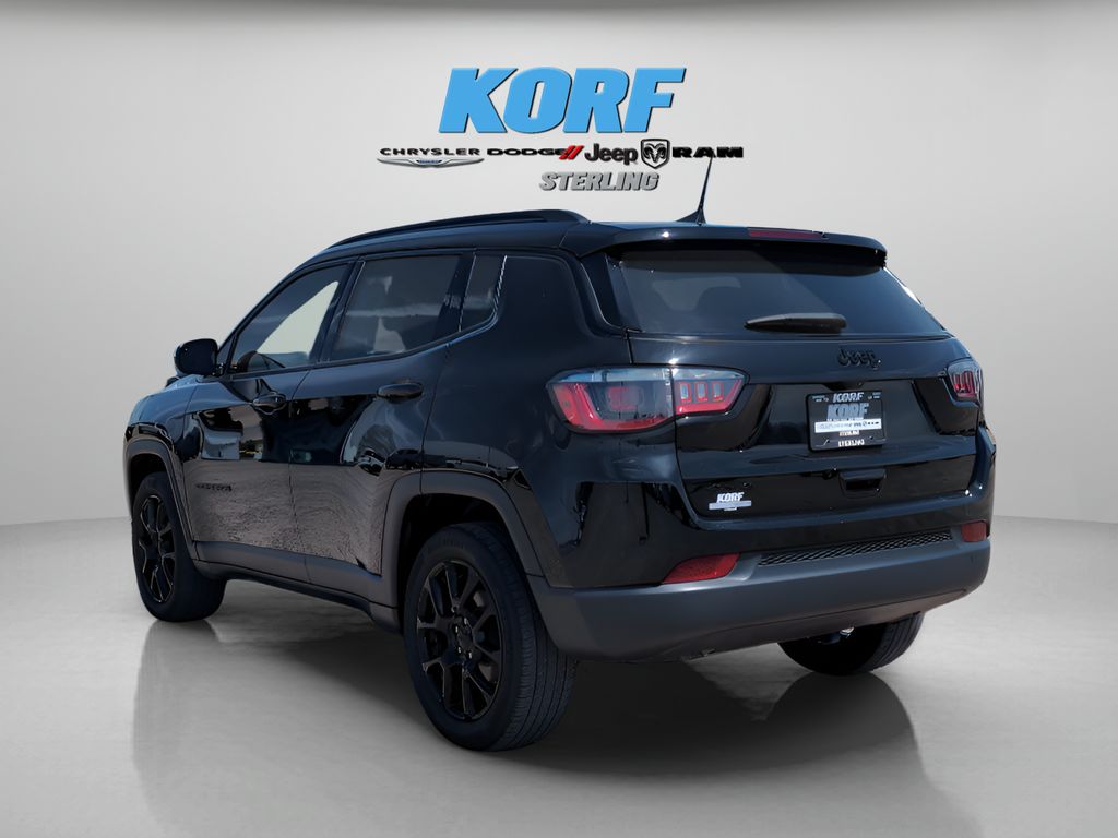 2023 Jeep Compass Altitude photo 4