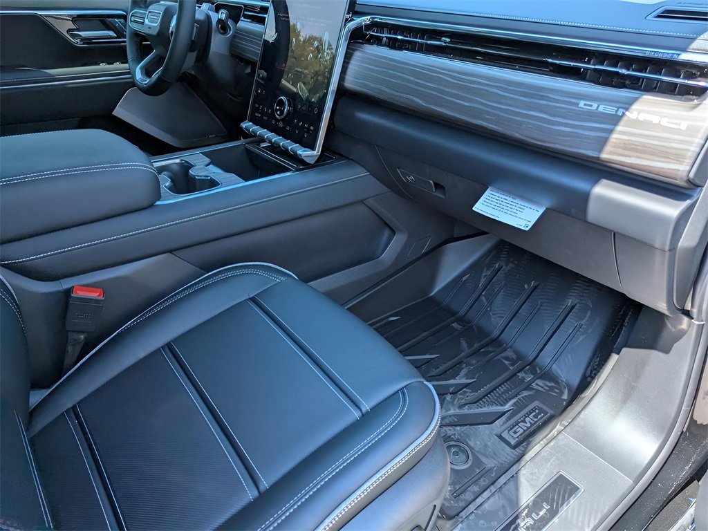 2026 Gmc Sierra Denali photo 16