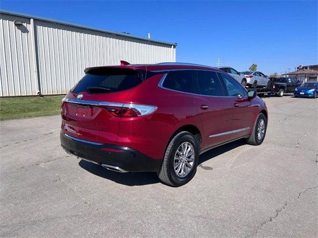 2024 Buick Enclave Premium photo 3