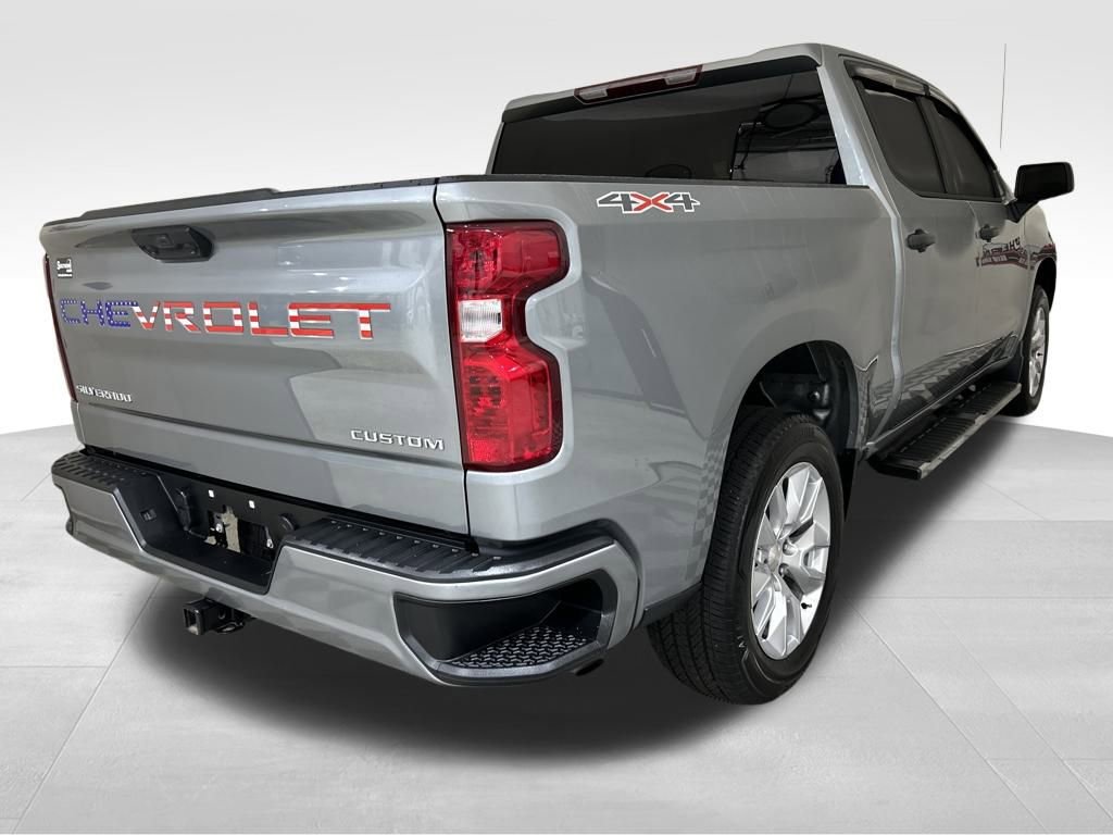 2024 Chevrolet Silverado 1500 Custom photo 8