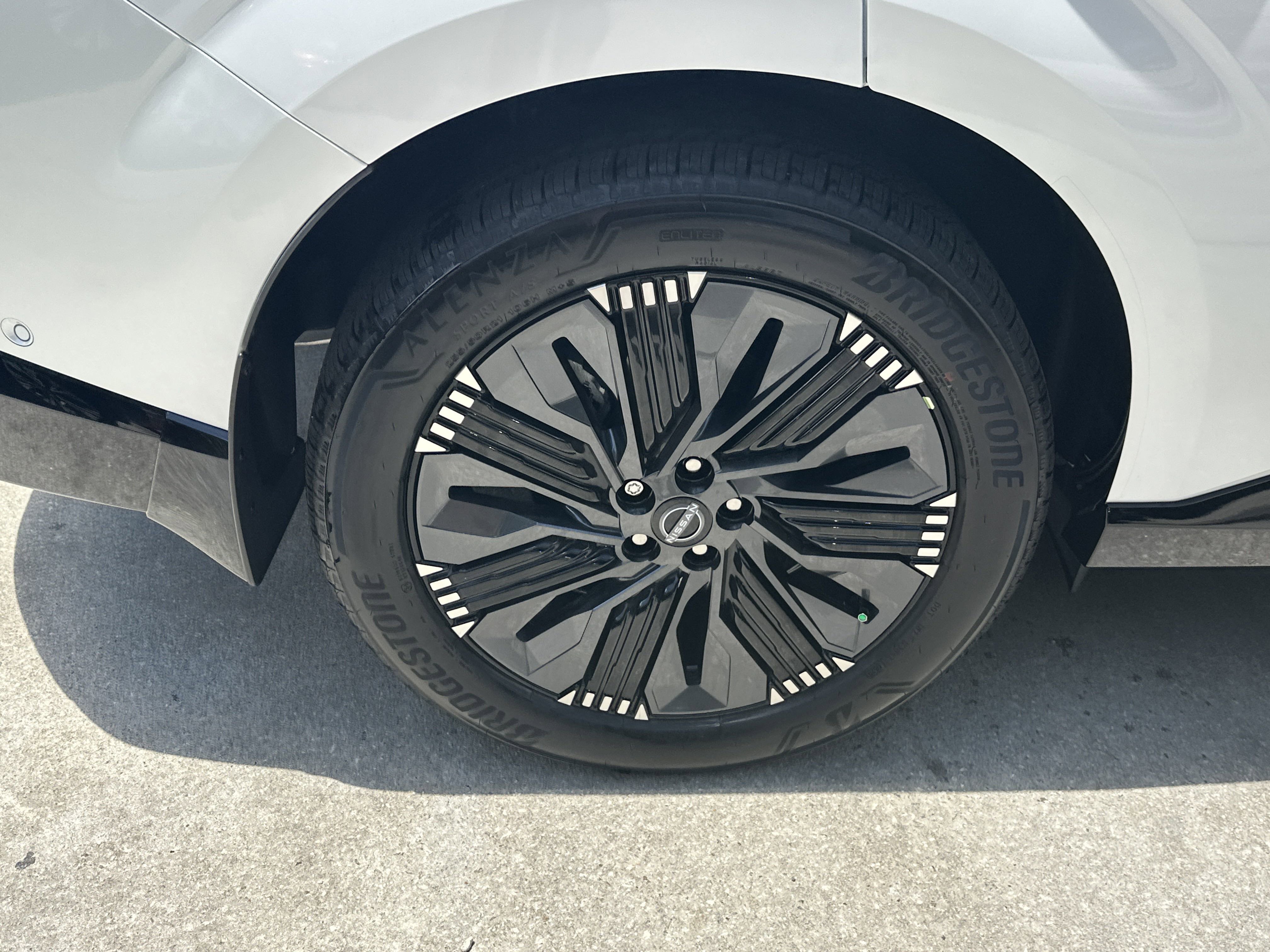 2025 Nissan Murano Platinum photo 10