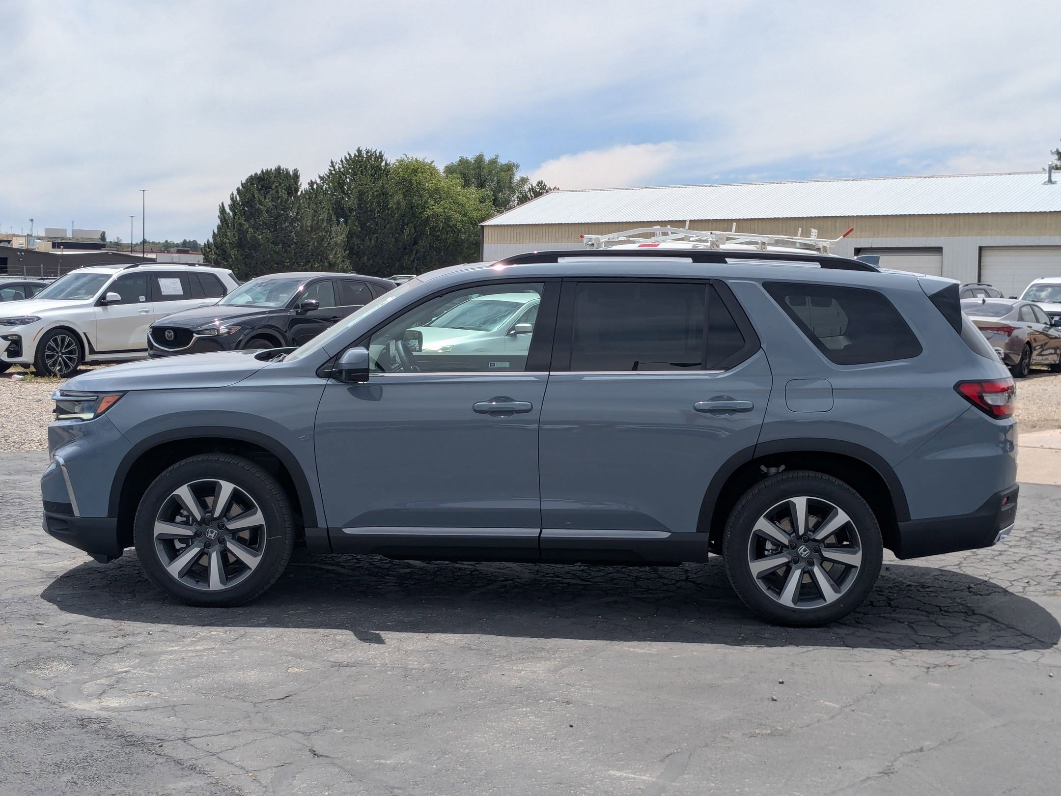 2025 Honda Pilot Elite photo 6