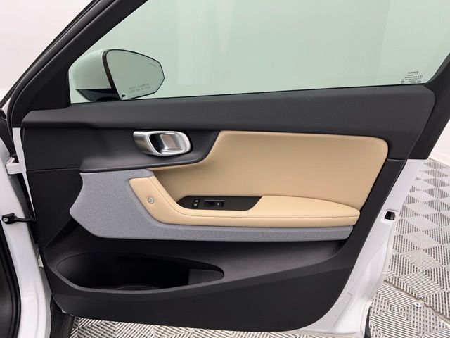 2022 Polestar PS2 e-AWD photo 12