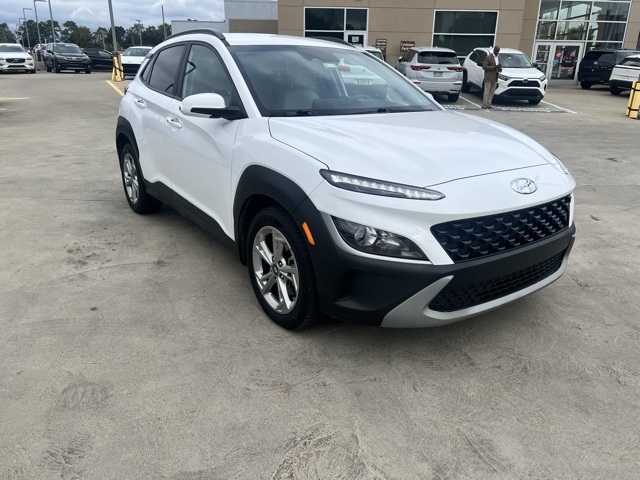 2023 Hyundai Kona SEL photo 3