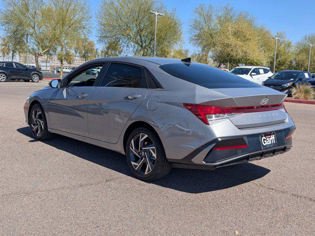 2025 Hyundai Elantra Hybrid Limited photo 6