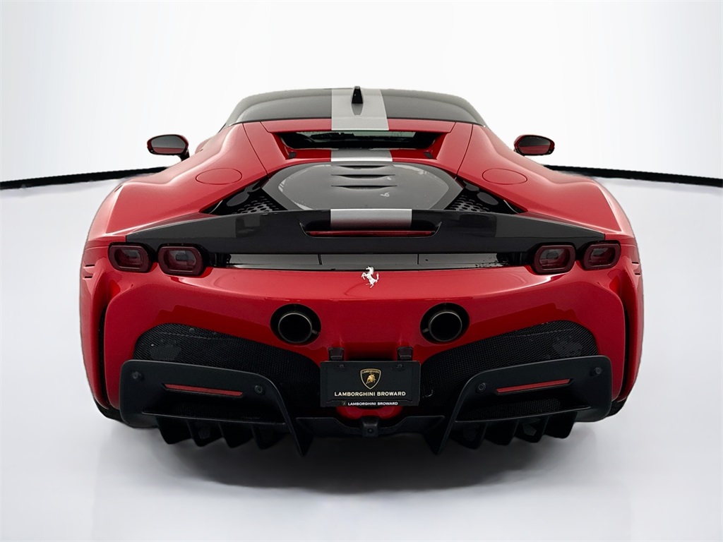2022 Ferrari SF90 Stradale Base photo 6