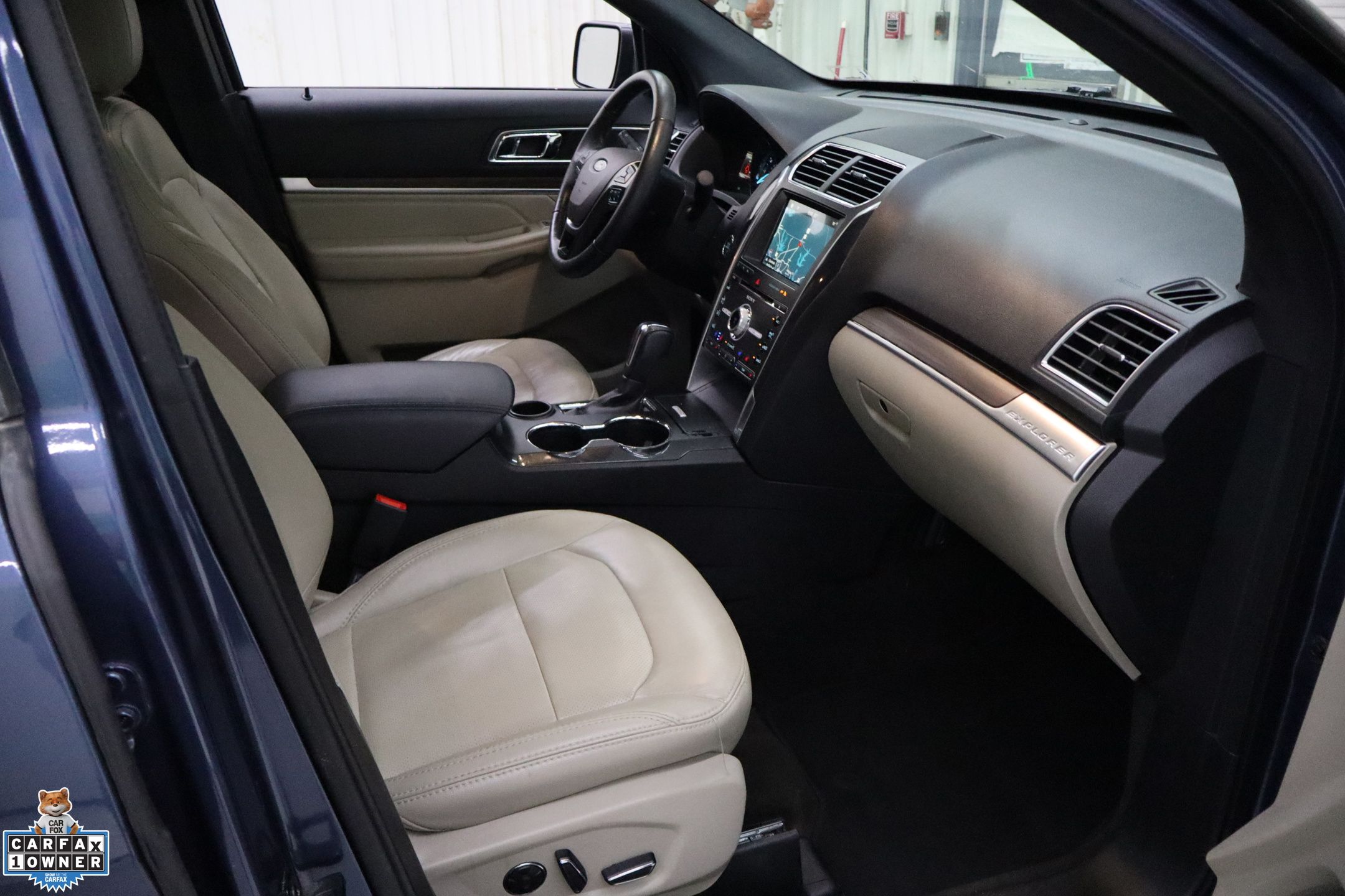 2018 Ford Explorer Limited photo 34