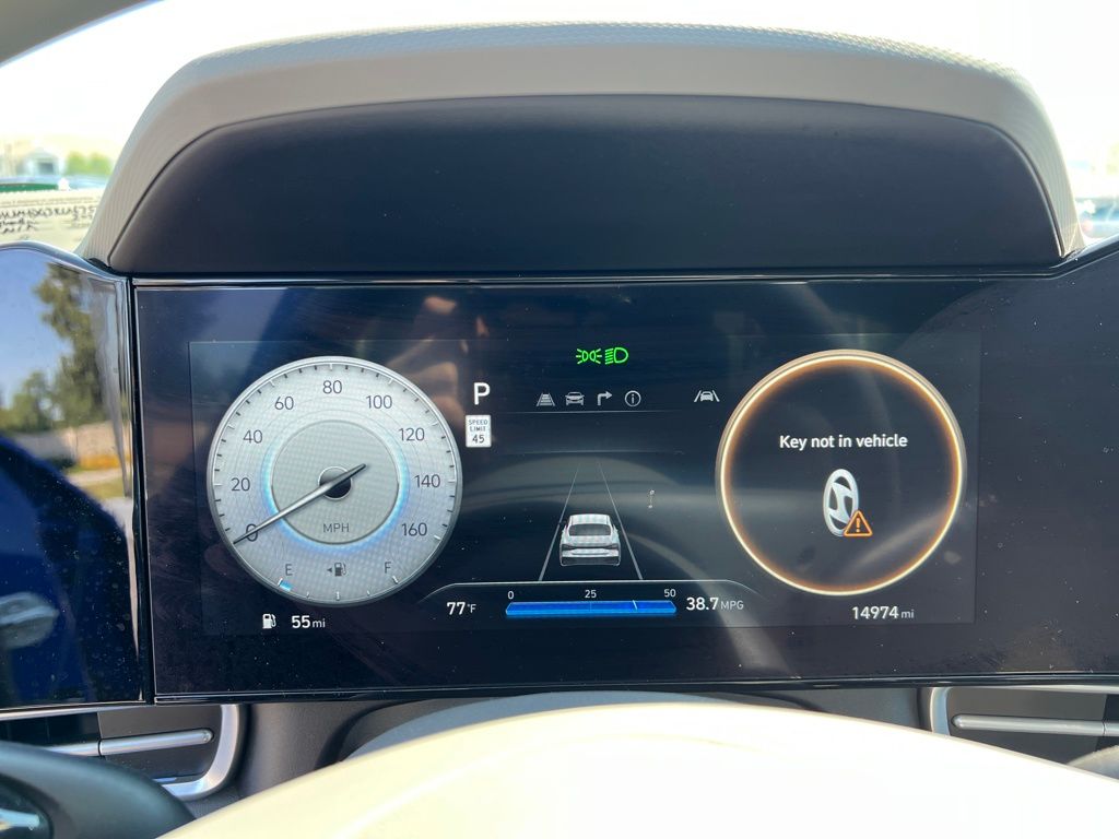 2024 Hyundai Elantra SEL photo 15