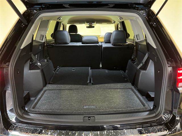 2026 Volkswagen Atlas SE photo 4