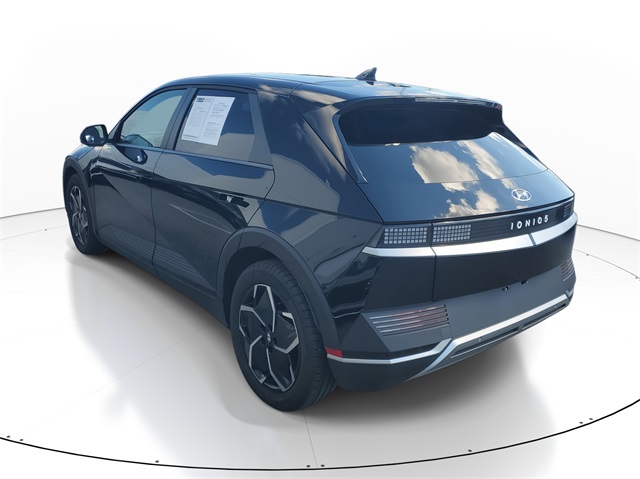2024 Hyundai Ioniq 5 SEL photo 3