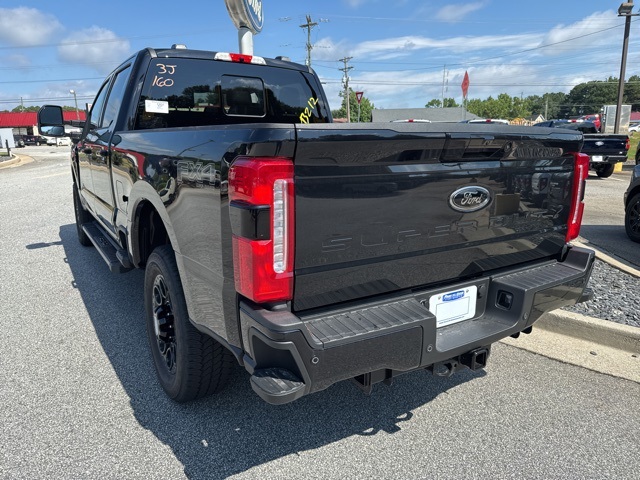 2025 Ford F-350 photo 9