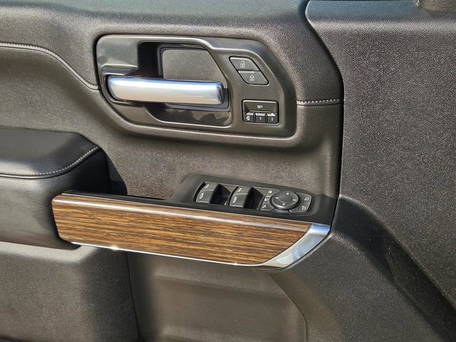 2022 Chevrolet Silverado 2500HD High Country photo 31