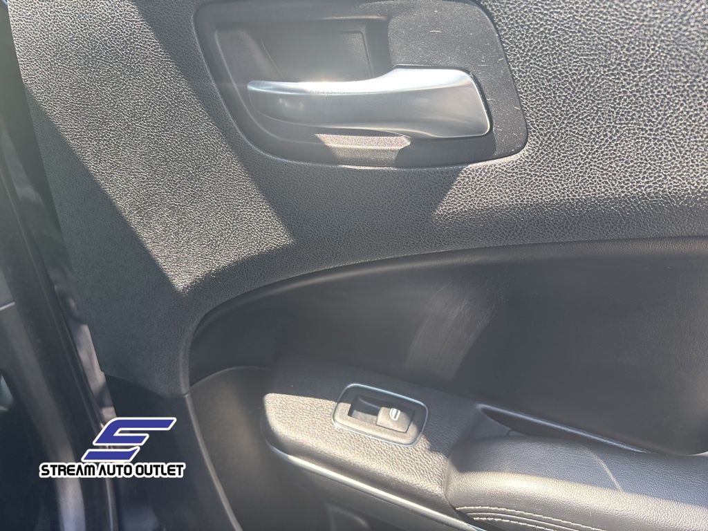 2022 Dodge Charger SXT photo 10